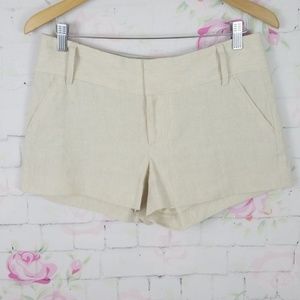 Alice & Olivia Cady linen beige shorts size 2